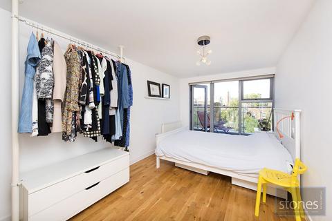 1 bedroom property for sale, Steepleview Apartments, Holloway, London, N7