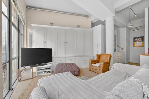 1 bedroom flat to rent, Bankside Lofts, 65 Hopton Street, London