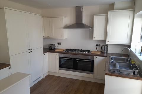 6 bedroom terraced house to rent, Swansea SA2