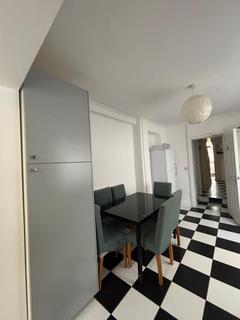 5 bedroom terraced house to rent, Swansea SA1