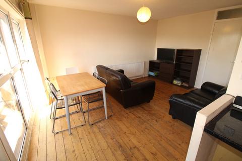 2 bedroom apartment to rent, Carter Gate, Nottingham