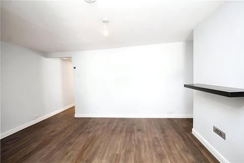 1 bedroom apartment to rent, Garratt Lane, London, SW17