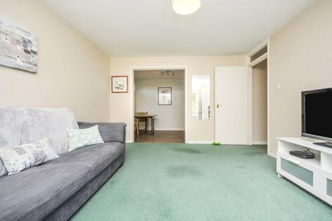 2 bedroom apartment to rent, Willow Grove, Chislehurst