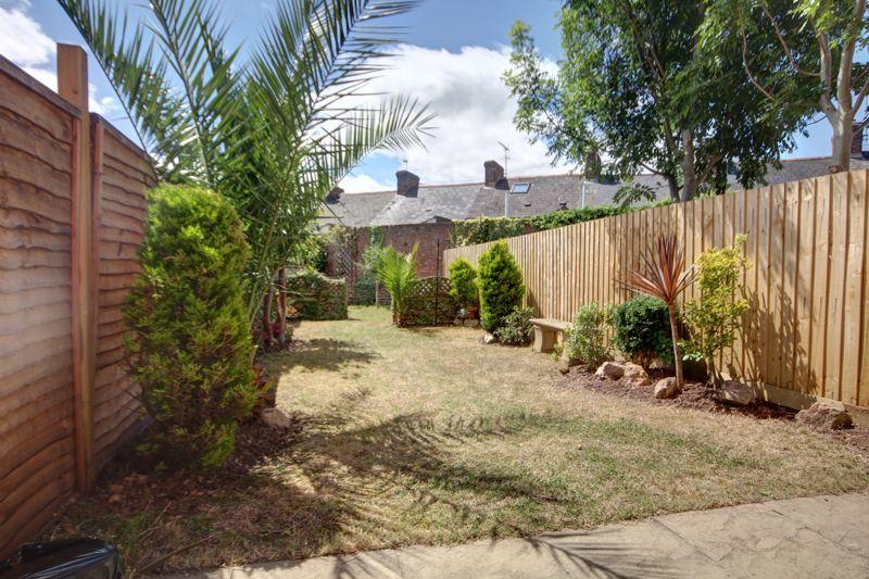Horseguards, Exeter 4 bed townhouse £1,695 pcm (£391 pw)