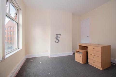 3 bedroom terraced house to rent, Rydal Street, Leicester