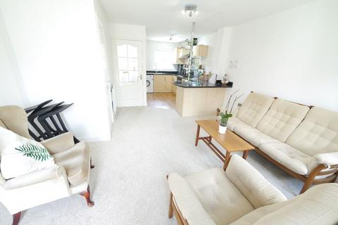 2 bedroom terraced house to rent, Beaumaris Court, Newcastle upon Tyne