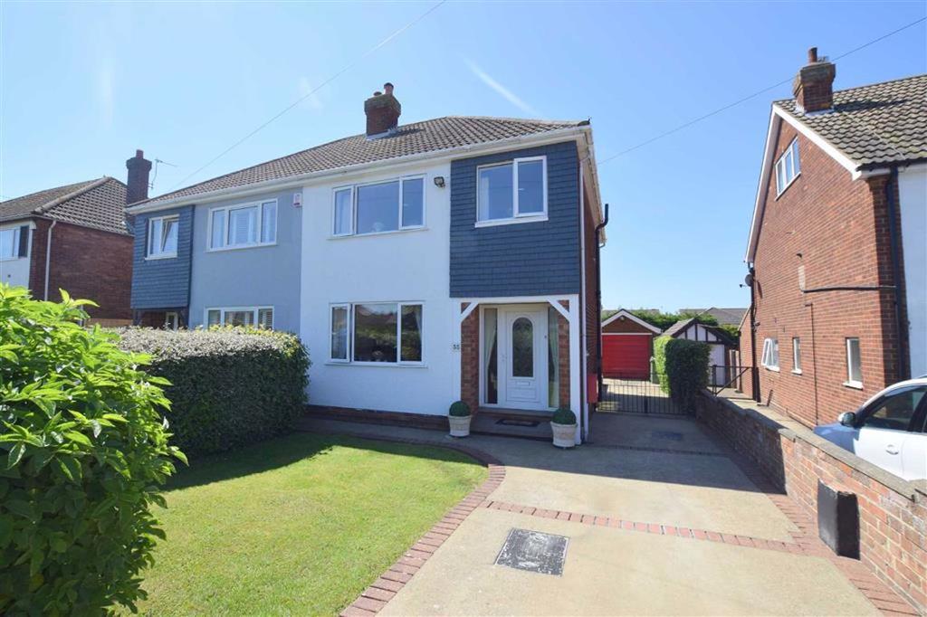 Pearson Road, Cleethorpes, North East Lincolnshire 3 bed semidetached
