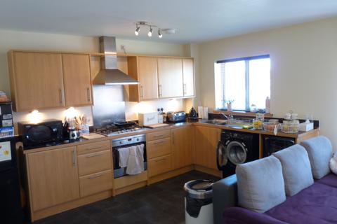 2 bedroom flat to rent, Edenbridge, Kent, TN8