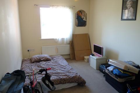 2 bedroom flat to rent, Edenbridge, Kent, TN8