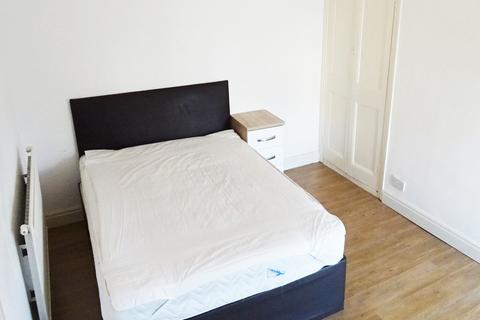 1 bedroom flat to rent, Claude Place, Roath, Cardiff