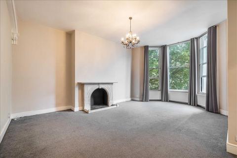 2 bedroom flat to rent, Earls Court Road, Kensington, W8