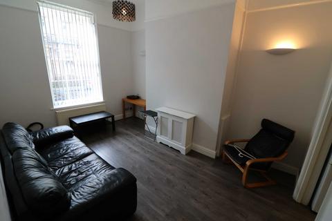 3 bedroom apartment to rent, Percy Street, Liverpool