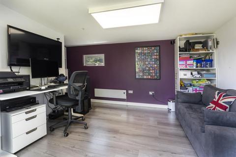 31 Bowden Road, Ascot, SL5 9NJ