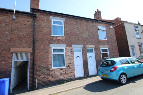 2 bedroom terraced house to rent, Long Street, Burton-On-Trent, DE15