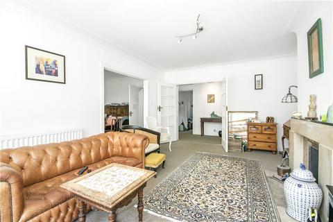 3 bedroom apartment to rent, Portsmouth Road, Putney, SW15