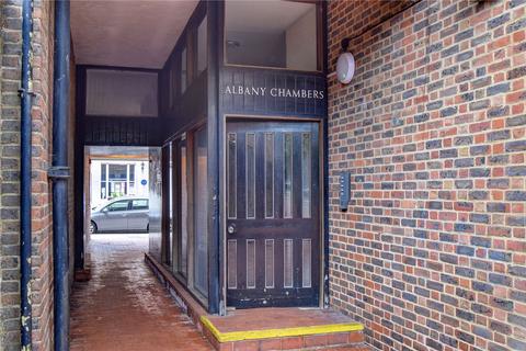 1 bedroom flat for sale - Albany Chambers, 21 High Street, Petersfield