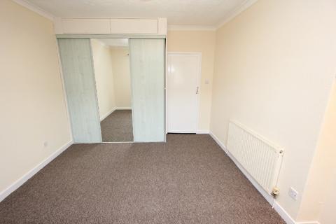 2 bedroom flat to rent, Cherrybank Road, Merrylee G43