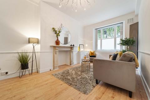 2 bedroom apartment for sale, Nevern Square, London, SW5