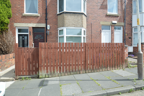undefined, Iona Road, Gateshead, NE10