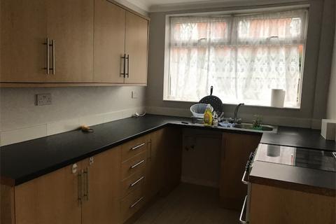 2 bedroom terraced house to rent, Malborough Avenue