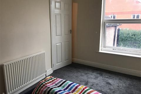 2 bedroom terraced house to rent, Malborough Avenue