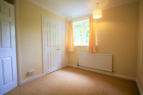 2 bedroom apartment to rent, Gable End, Clockhouse Road, Farnborough