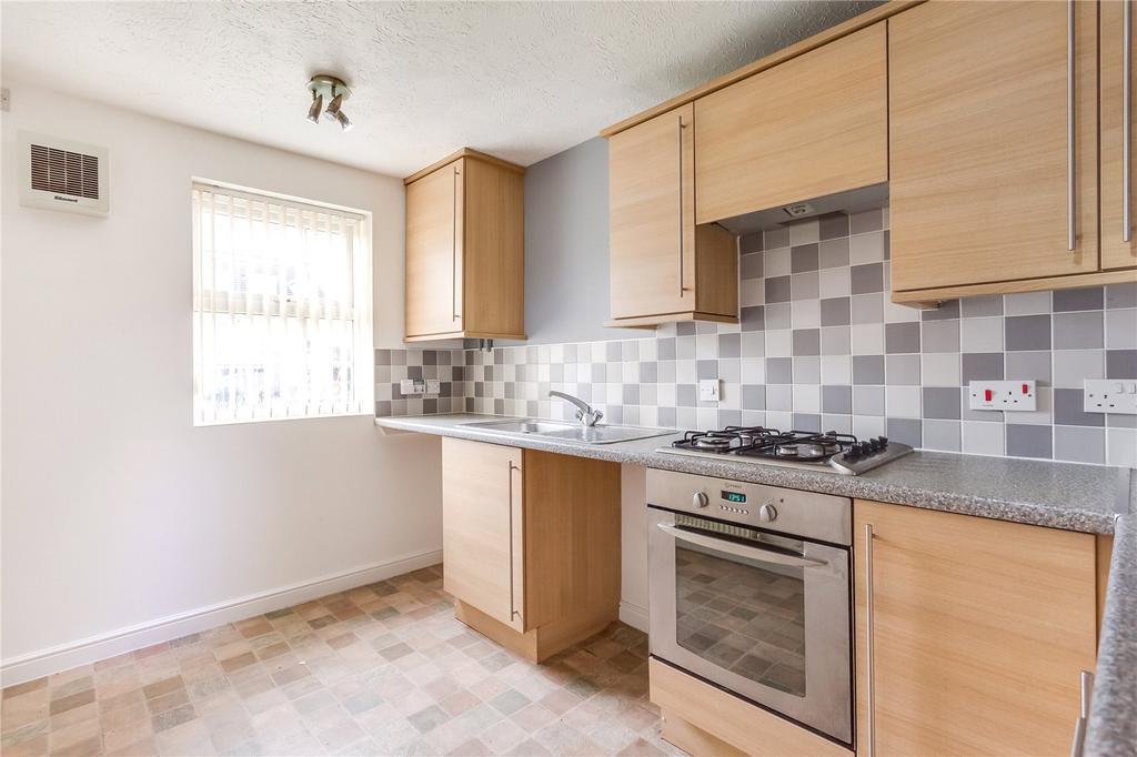 Mallard Close, Heckmondwike, West... 2 bed end of terrace house £525