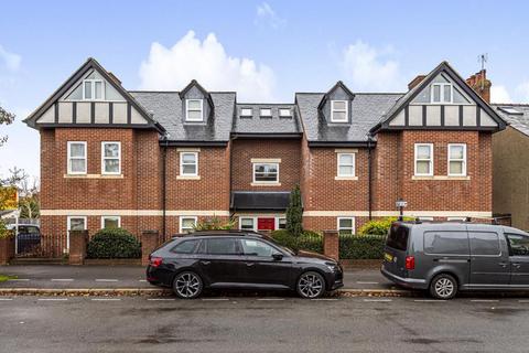 2 bedroom flat to rent, Wingfield House,  Headington,  OX3