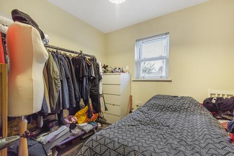 2 bedroom flat to rent, Wingfield House,  Headington,  OX3