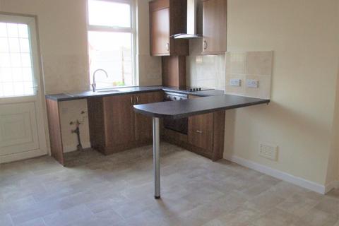 3 bedroom terraced house to rent, Lower St Stephens Street, Springfield, Wigan, WN6