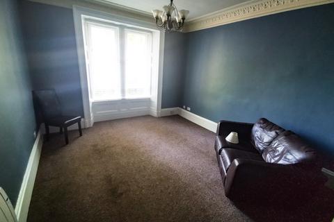 2 bedroom flat to rent - Pitkerro Road, Stobswell, Dundee, DD4