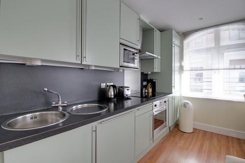 1 bedroom apartment to rent, 1 Pepys Street, London EC3N