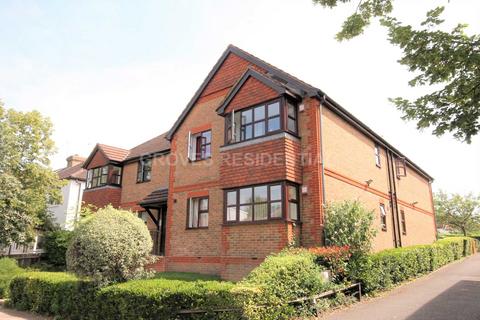 undefined, Dukes Avenue, New Malden