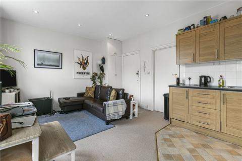 1 bedroom apartment to rent, Disraeli Road, Putney, SW15