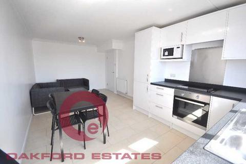 3 bedroom flat to rent, Mallory Street, Marylebone, London NW8