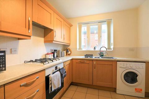 3 bedroom end of terrace house for sale, Coles Close, Burton Latimer