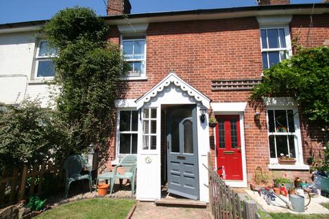 3 bedroom terraced house to rent, Common View, Tunbridge Wells TN4