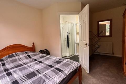 undefined, Robin Grove, Room DBX