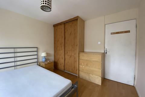 undefined, ADENY CLOSE, HAMMERSMITH, LONDON W6