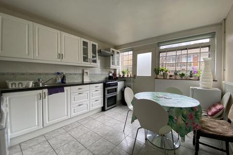 undefined, ADENY CLOSE, HAMMERSMITH, LONDON W6