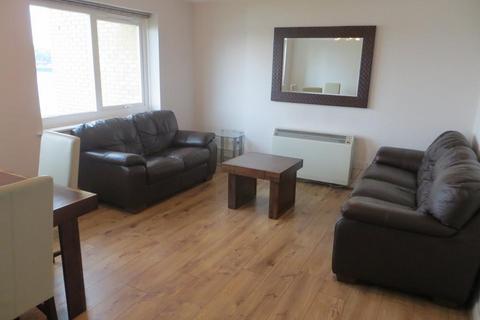 2 bedroom flat to rent, Ferguson Close, Docklands, London, E14 3SH