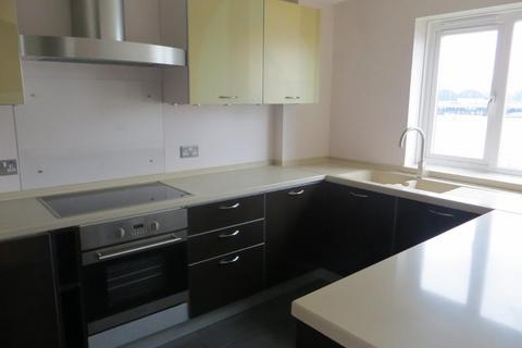 2 bedroom flat to rent, Ferguson Close, Docklands, London, E14 3SH