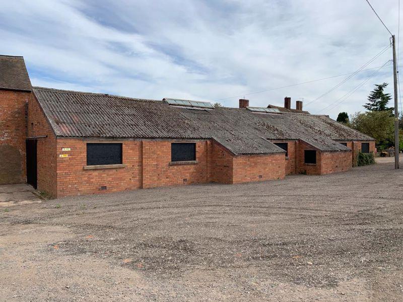 Tong Hill Farm. Tong, Shifnal. TF11 8PW Storage £40 pcm (£9 pw)