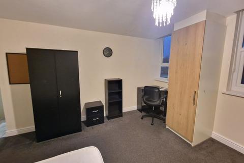 Studio to rent, 4 Kelham House, Kelham Street, Doncaster