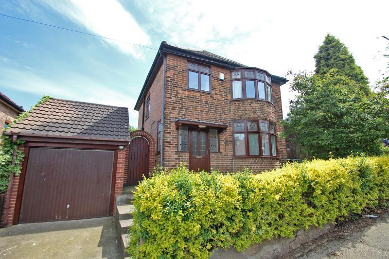 Road, Carlton, Nottingham 3 bed detached house £795 pcm (£183 pw)