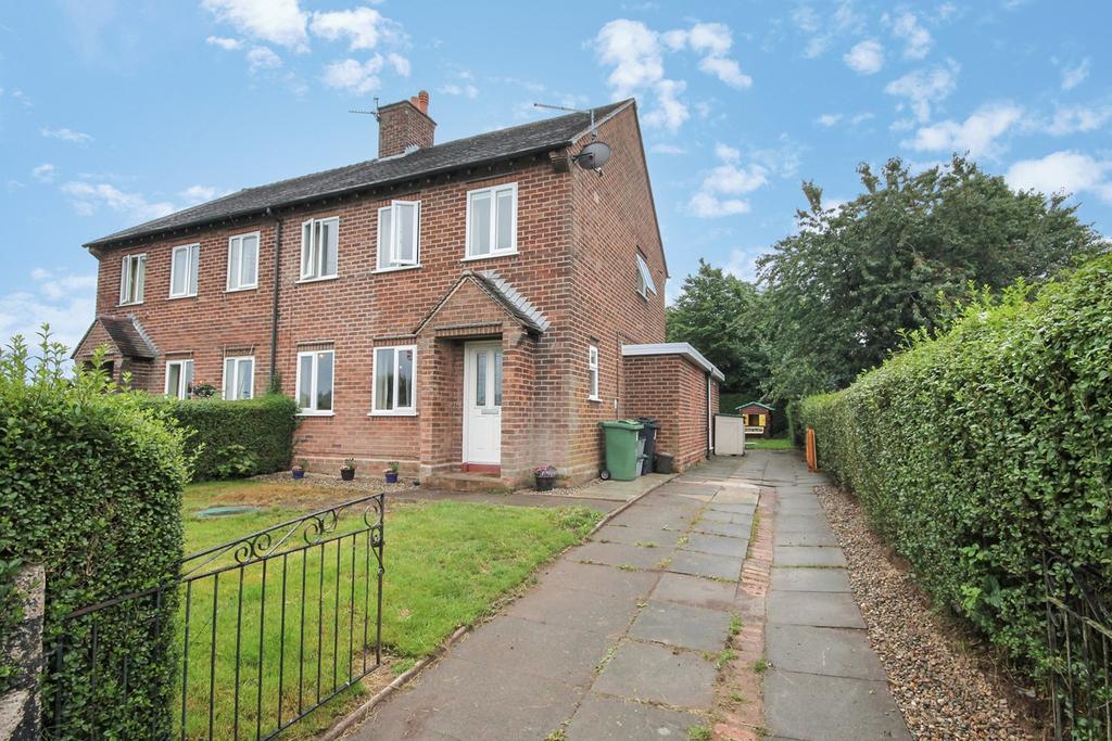 Hill Top Road, Dutton, Warrington, WA4 3 bed semidetached house £240,000