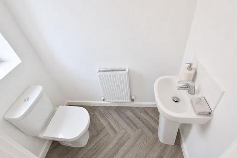 3 bedroom semi-detached house to rent, Lowerfield Gardens, Golborne