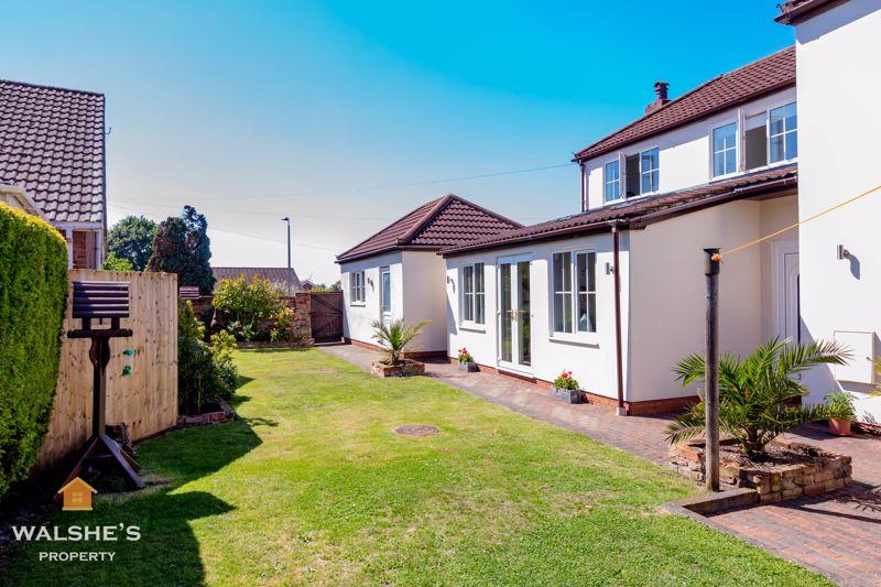 Windsor Road, Crowle 4 bed detached house £285,000