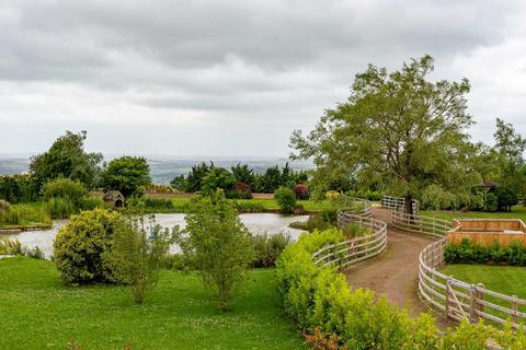 undefined, Lansdown Court