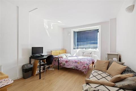 Studio for sale - Russell Court, Woburn Place, London